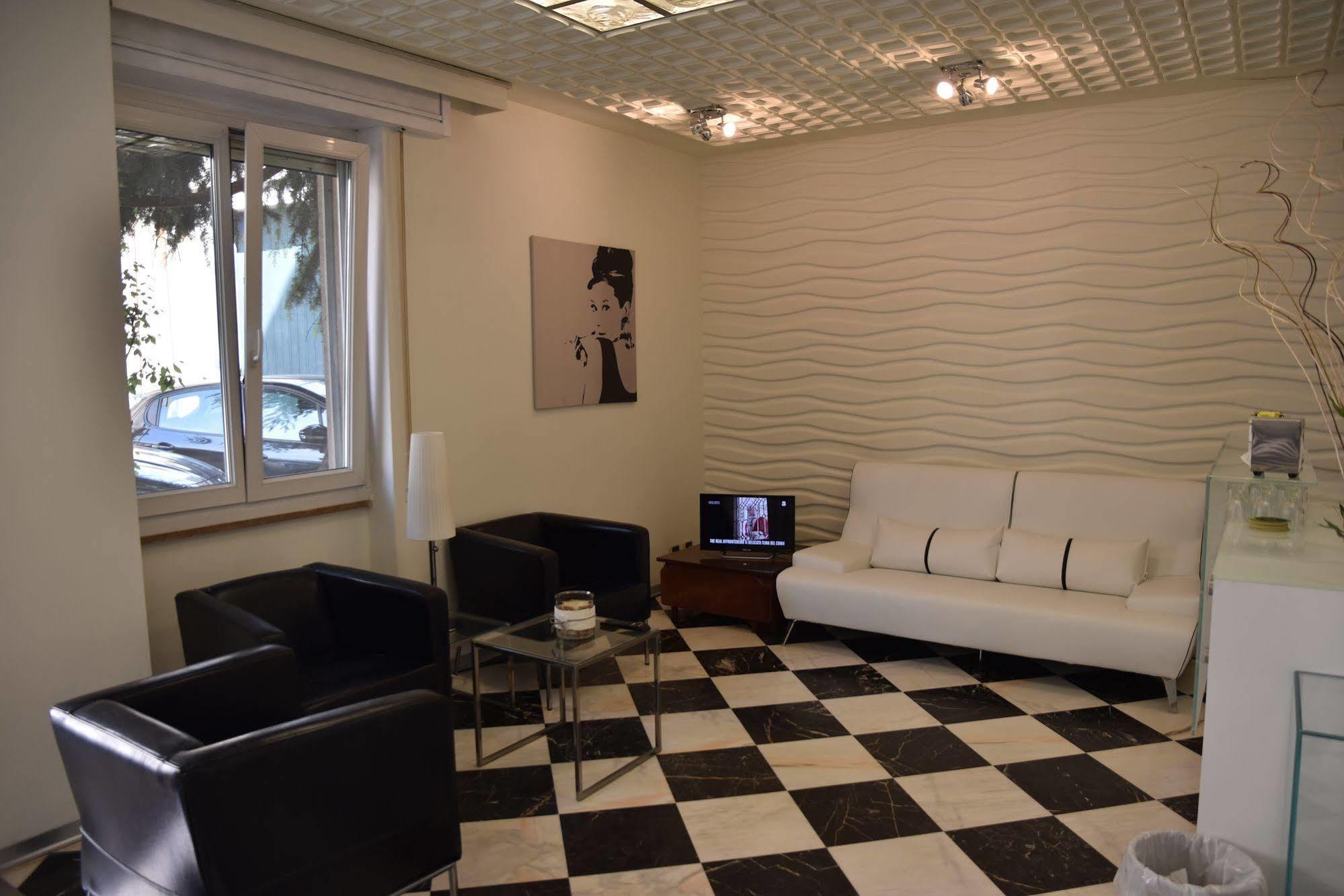 Hotel Fiesta Casalpusterlengo Extérieur photo