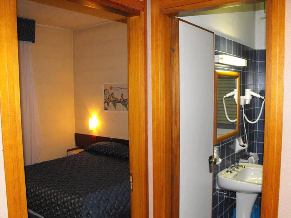 Hotel Fiesta Casalpusterlengo Extérieur photo